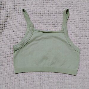 Dynamic crop tank top